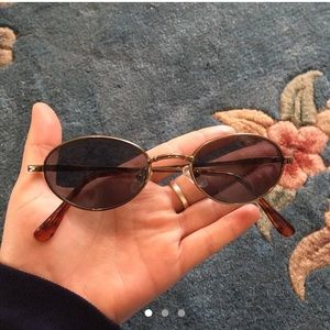 oval sunglasses